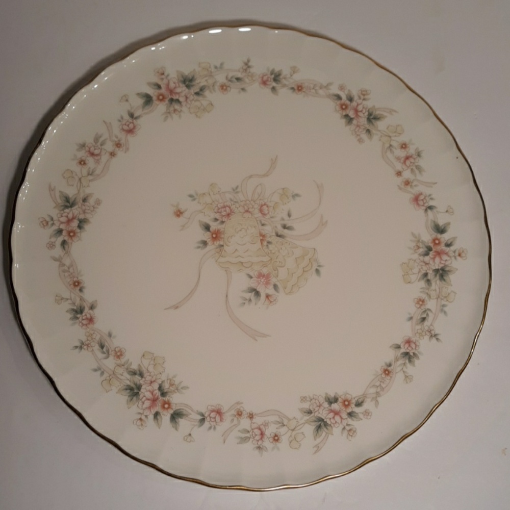 Mikasa Forever Love 11.5" Wedding Bells Cake Plate